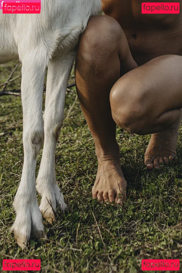 Julia Slip Onlyfans Photo Gallery 