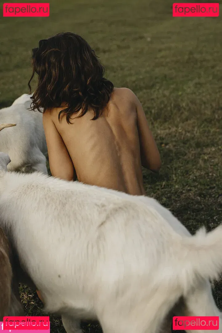 Julia Slip Onlyfans Photo Gallery 