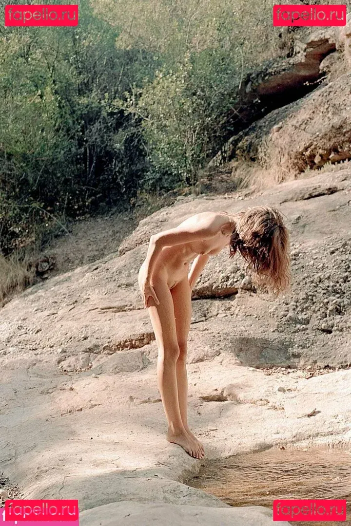 Julia Slip Onlyfans Photo Gallery 