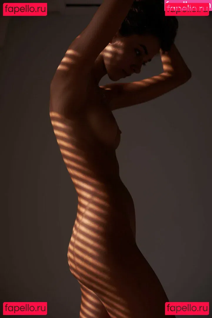 Julia Slip Onlyfans Photo Gallery 