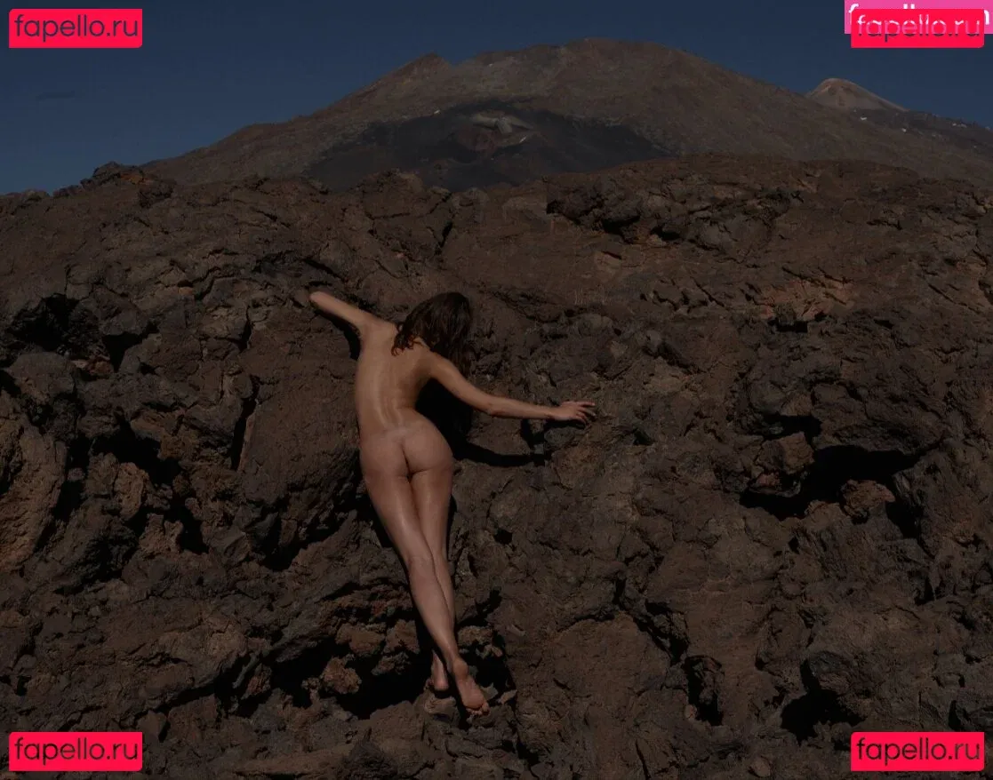 Julia Slip Onlyfans Photo Gallery 