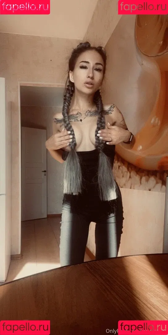 lady_sonya Onlyfans Photo Gallery 