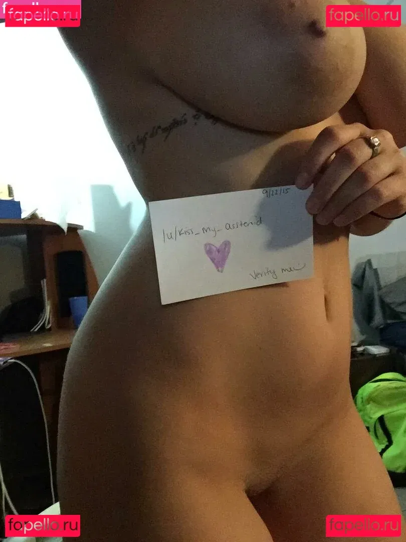 kiss_my_asteroid Onlyfans Photo Gallery 