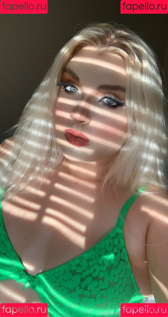 kaylyn_stagram Onlyfans Photo Gallery 