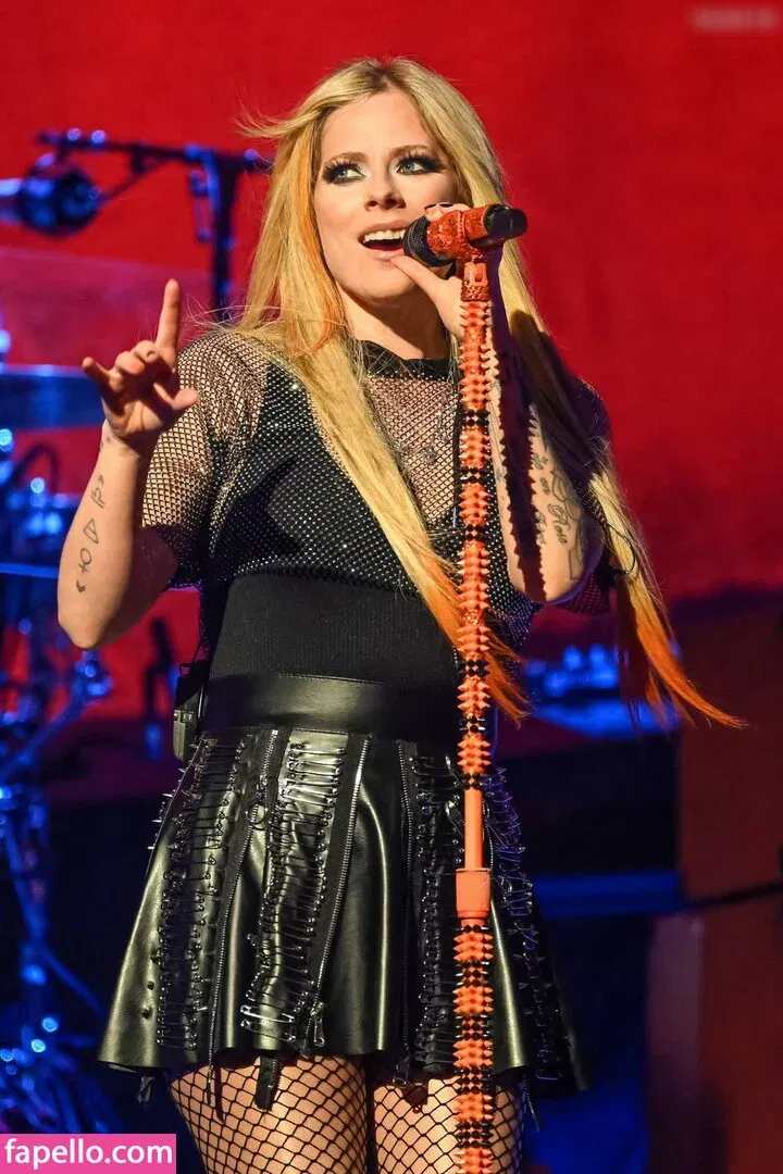 AvaArlo Onlyfans Photo Gallery 