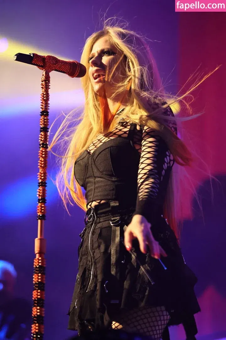 AvaArlo Onlyfans Photo Gallery 