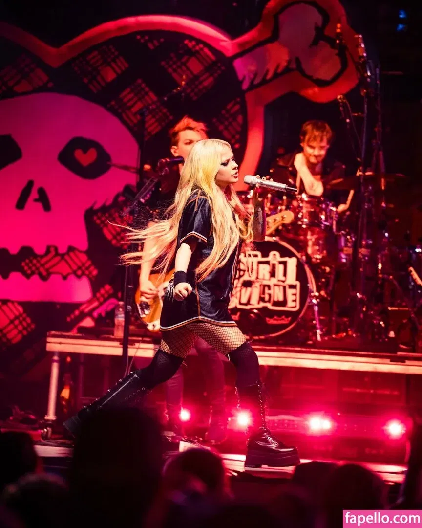 AvaArlo Onlyfans Photo Gallery 