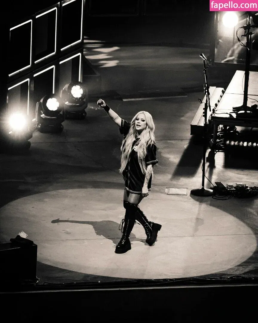 AvaArlo Onlyfans Photo Gallery 