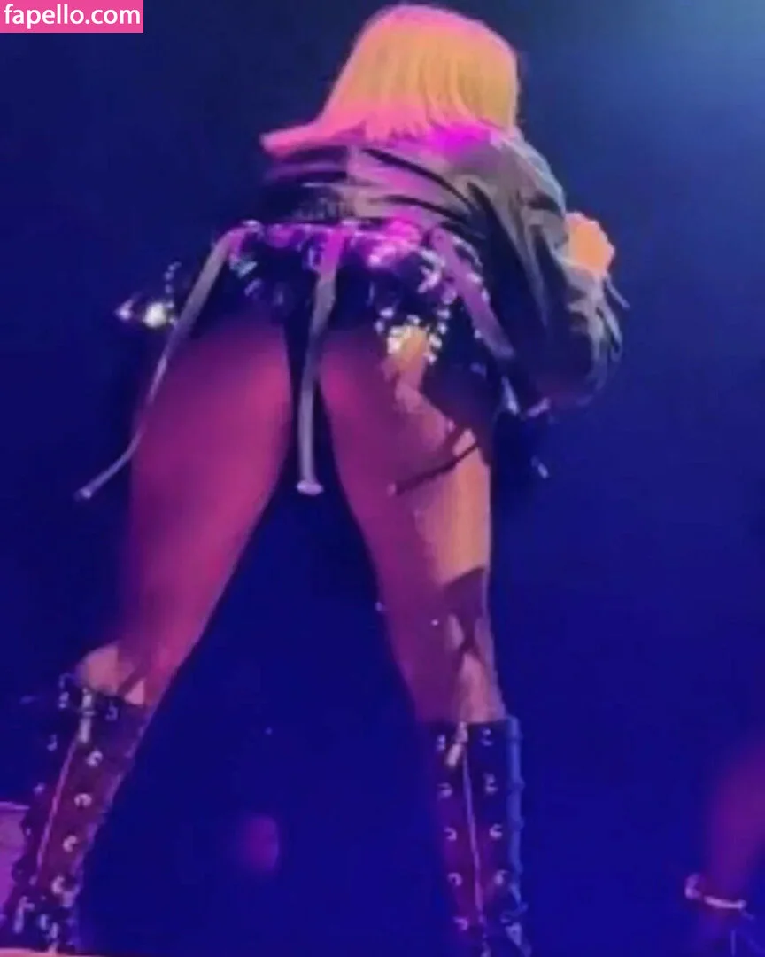 AvaArlo Onlyfans Photo Gallery 