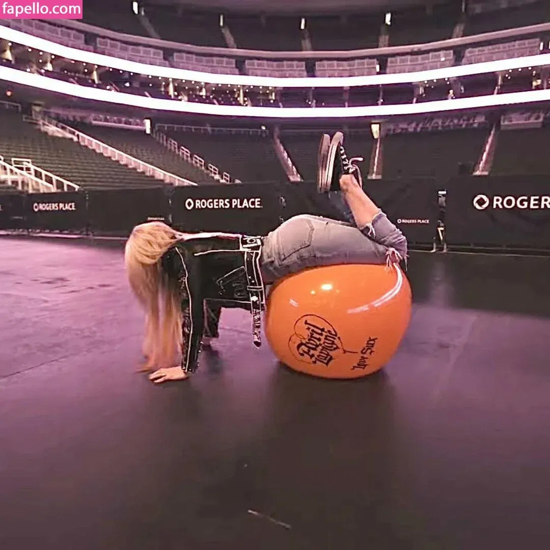 AvaArlo Onlyfans Photo Gallery 