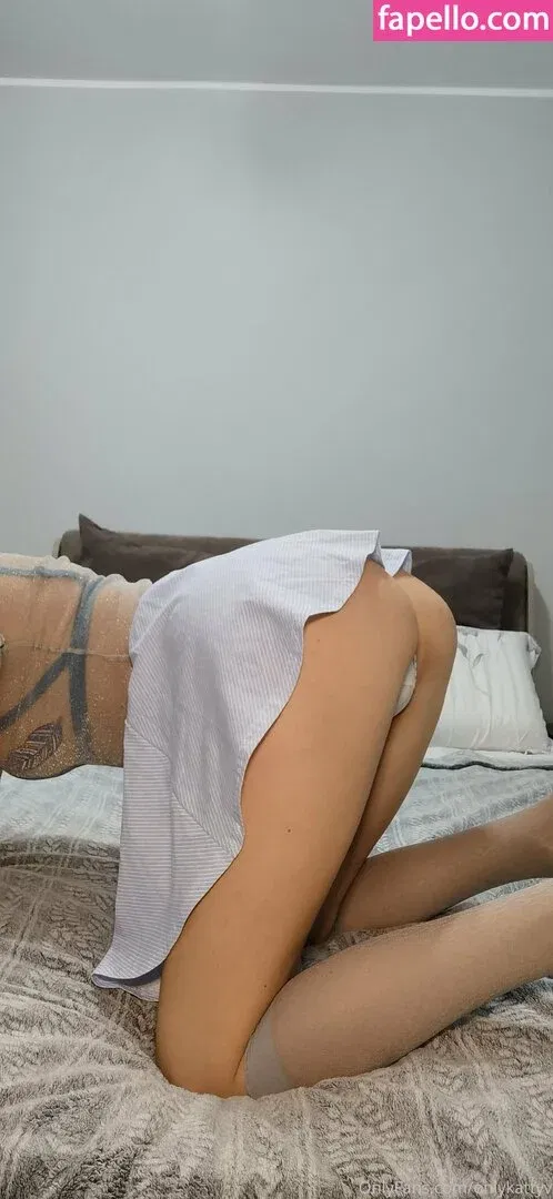 onlykattyv Onlyfans Photo Gallery 