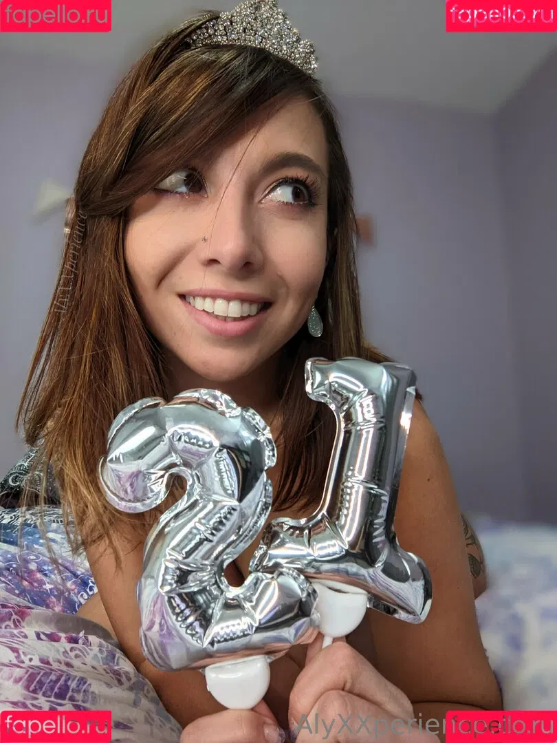 alyxxperience Onlyfans Photo Gallery 