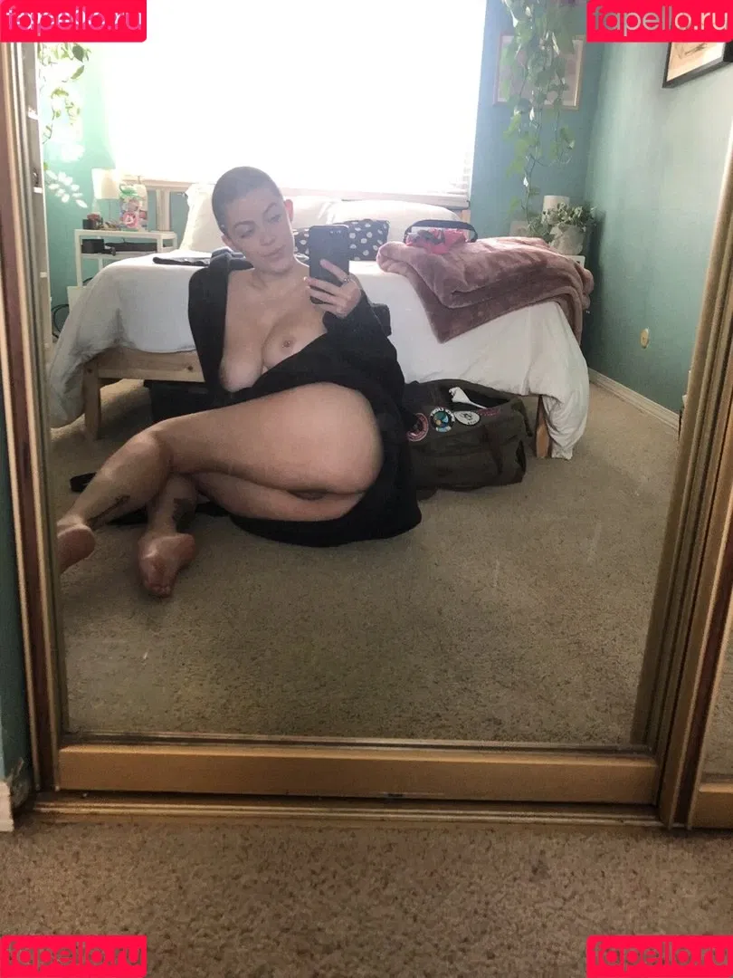 Ellie Evergreen Onlyfans Photo Gallery 