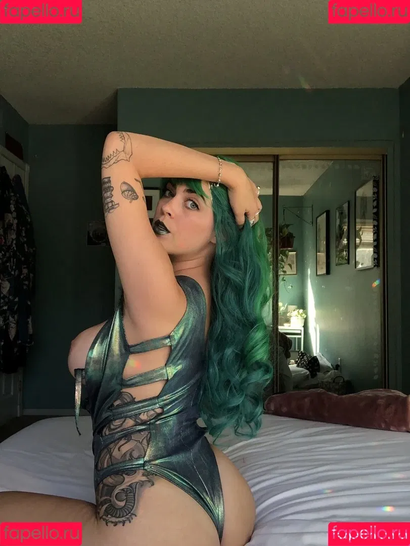 Ellie Evergreen Onlyfans Photo Gallery 