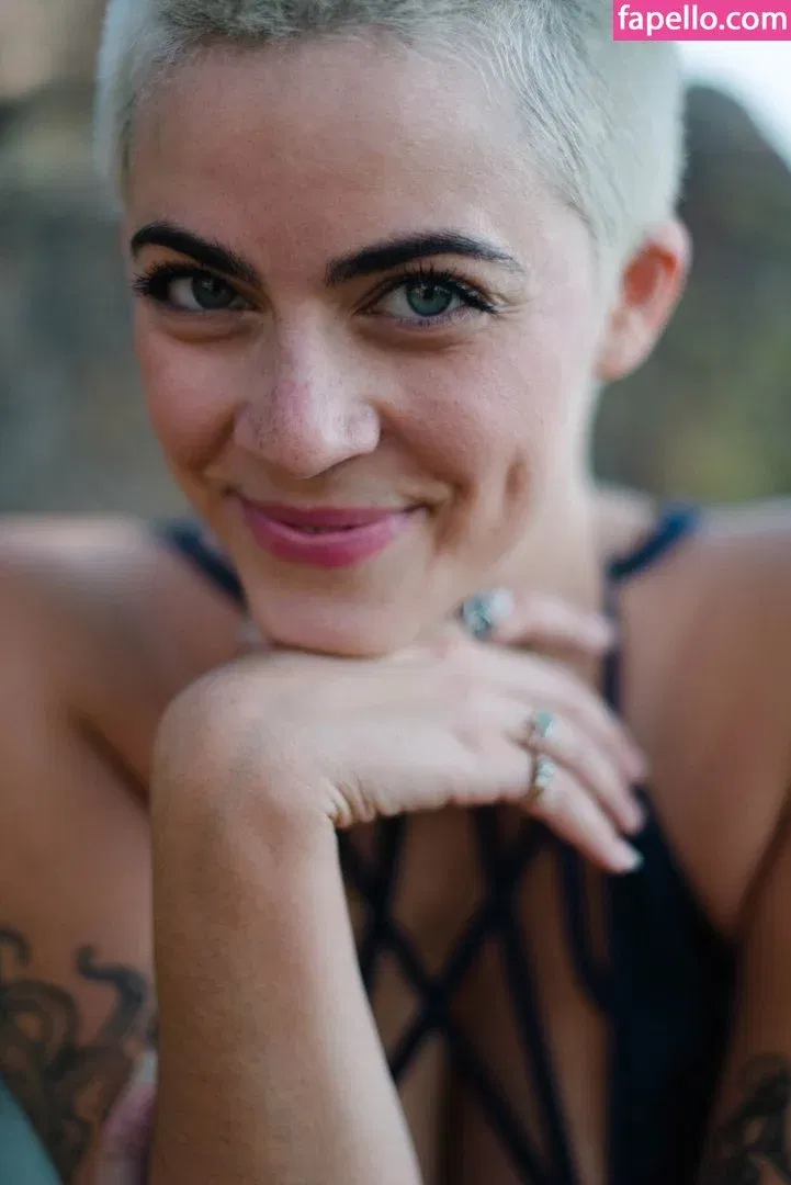 Ellie Evergreen Onlyfans Photo Gallery 