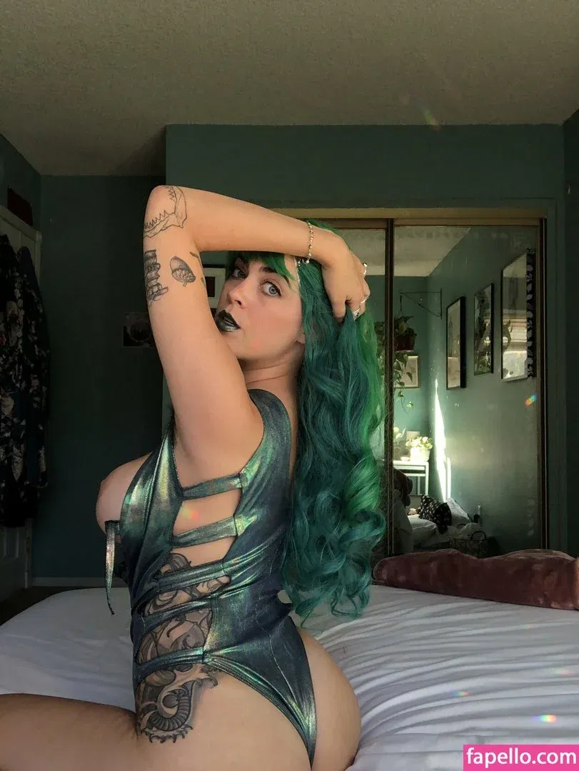 Ellie Evergreen Onlyfans Photo Gallery 