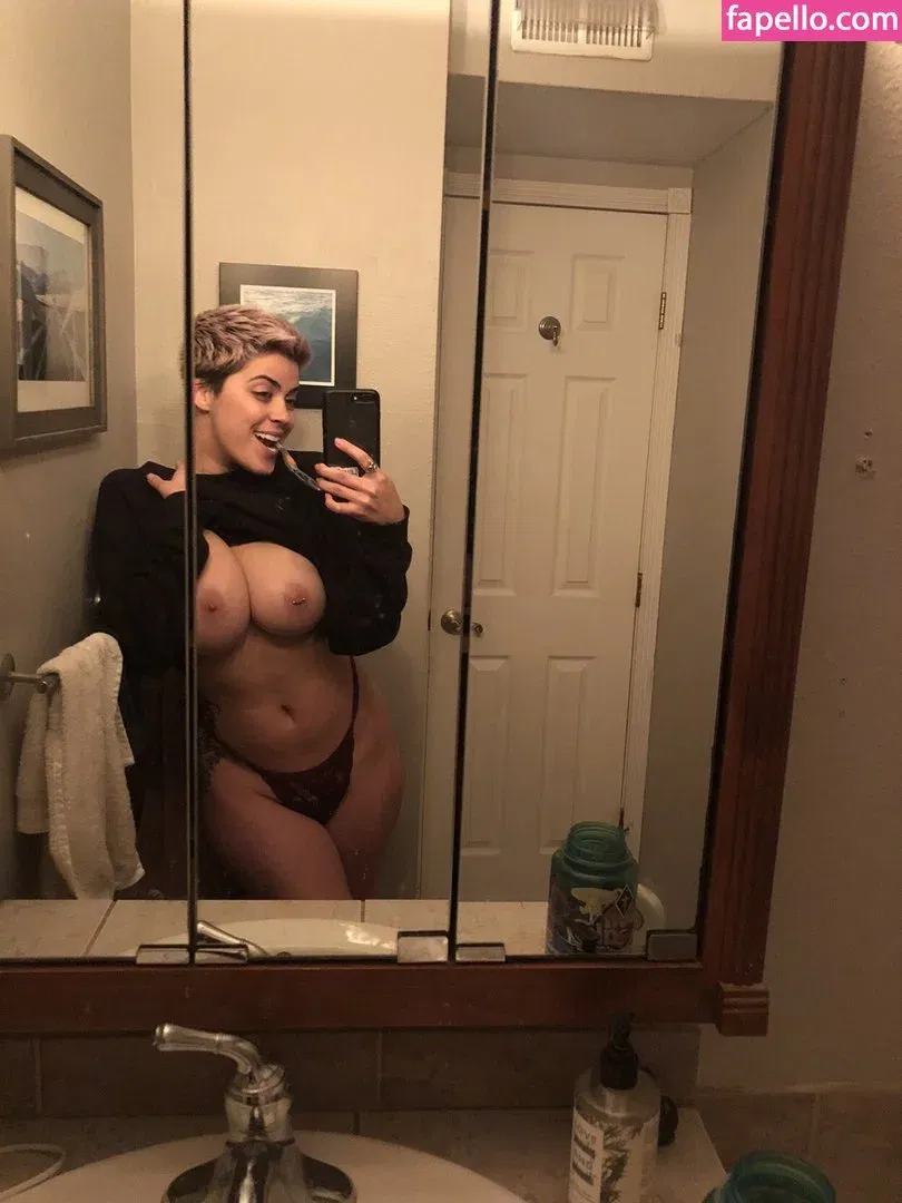 Ellie Evergreen Onlyfans Photo Gallery 