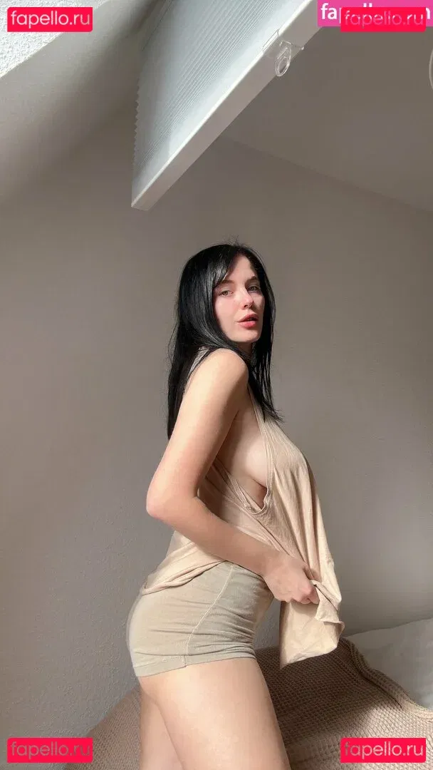 aliebloom Onlyfans Photo Gallery 