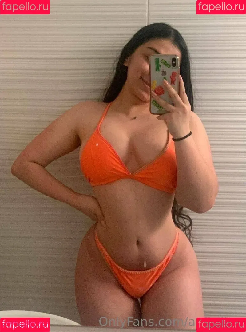 anazillap Onlyfans Photo Gallery 