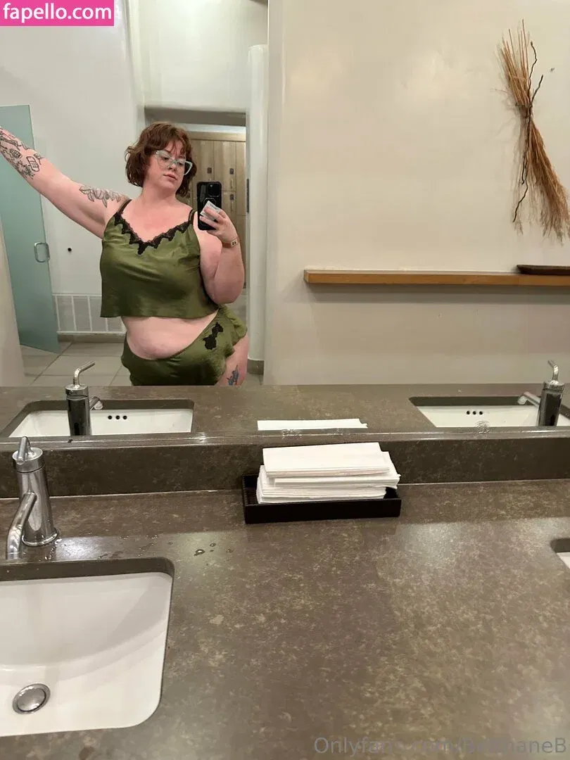 belthaneb Onlyfans Photo Gallery 