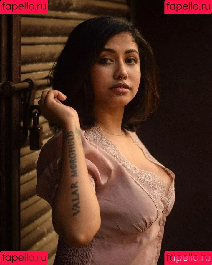 Chandrika Passionica Onlyfans Photo Gallery 
