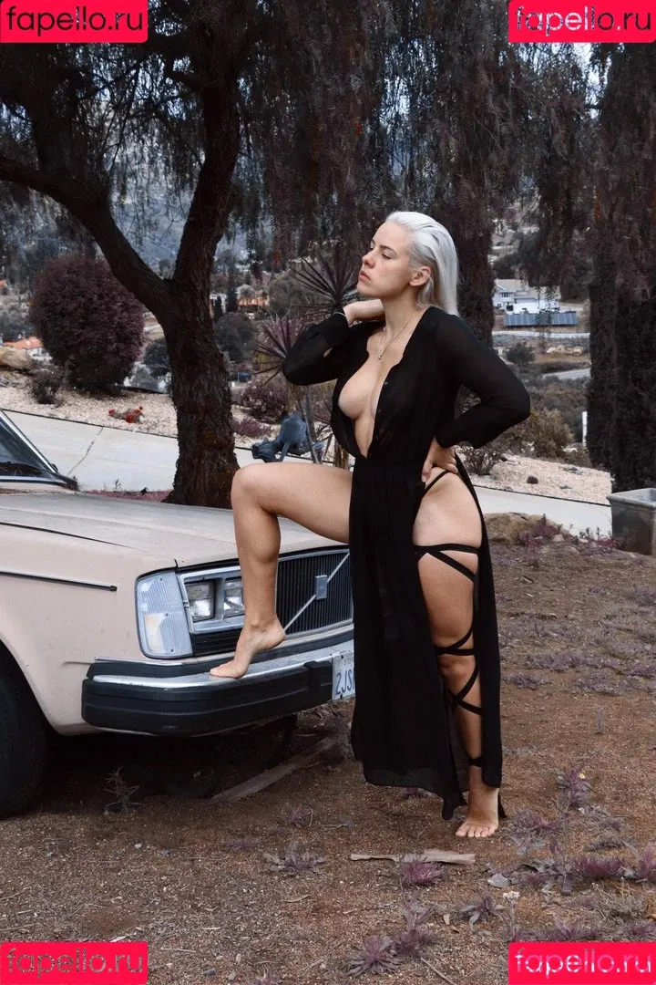 Valeria Guznenkova Onlyfans Photo Gallery 