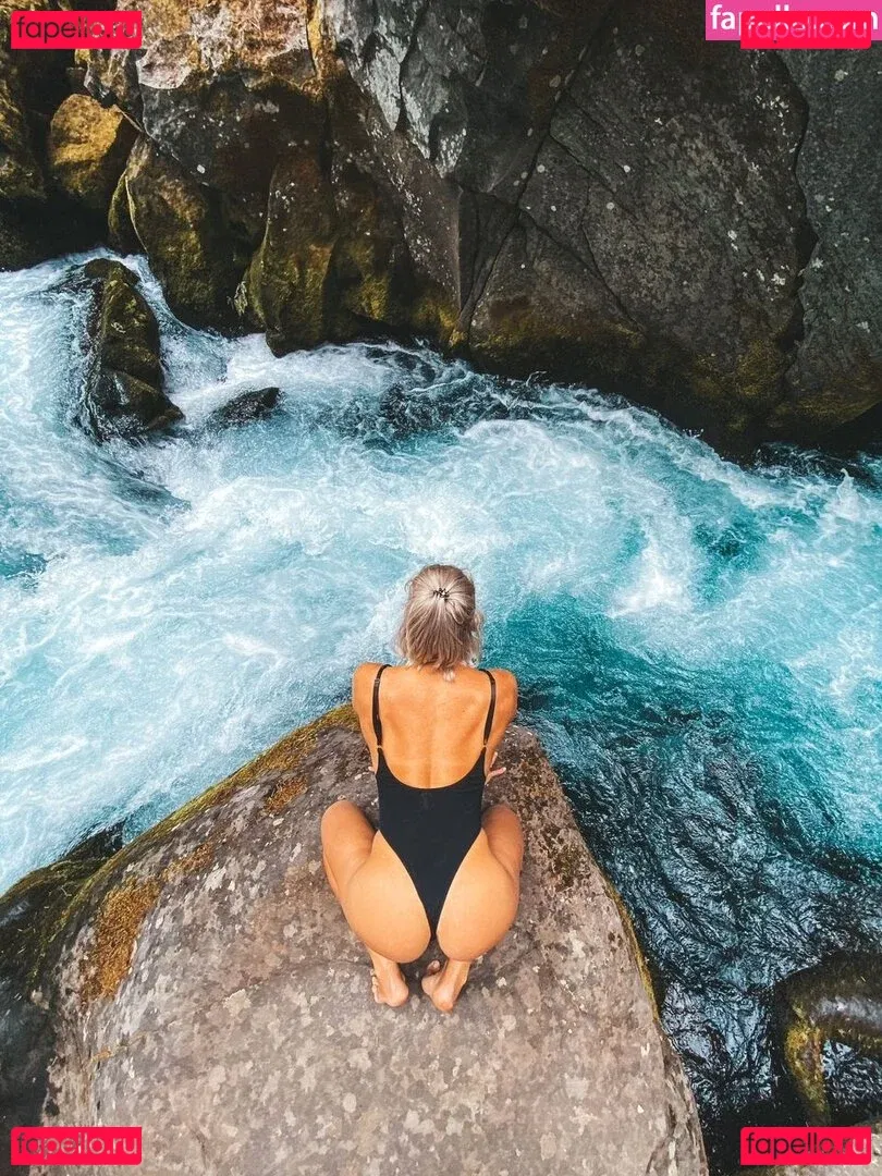 Valeria Guznenkova Onlyfans Photo Gallery 