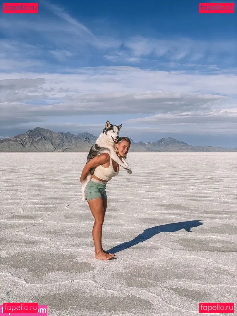 Valeria Guznenkova Onlyfans Photo Gallery 