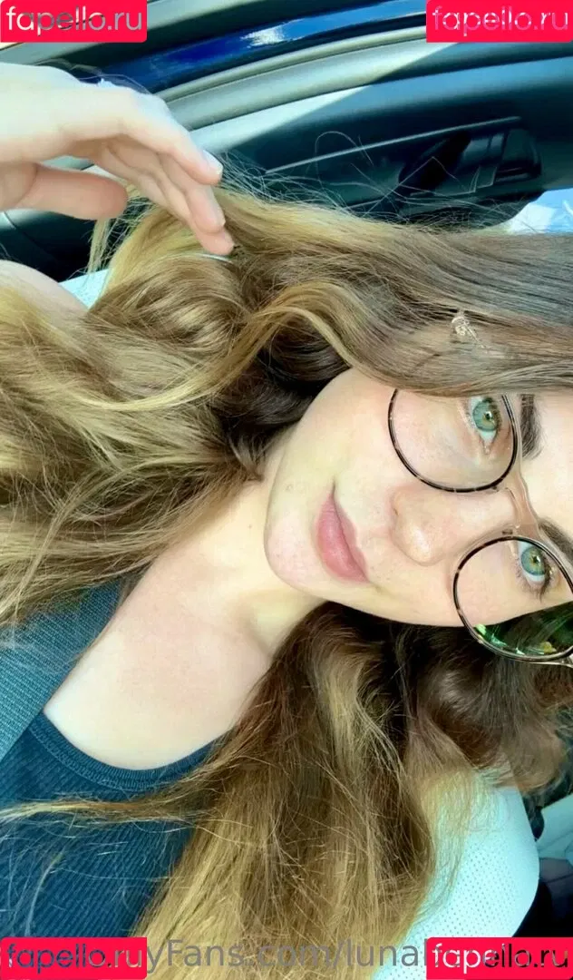 lunabennatv Onlyfans Photo Gallery 