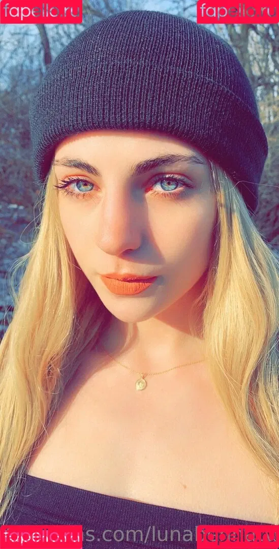 lunabennatv Onlyfans Photo Gallery 