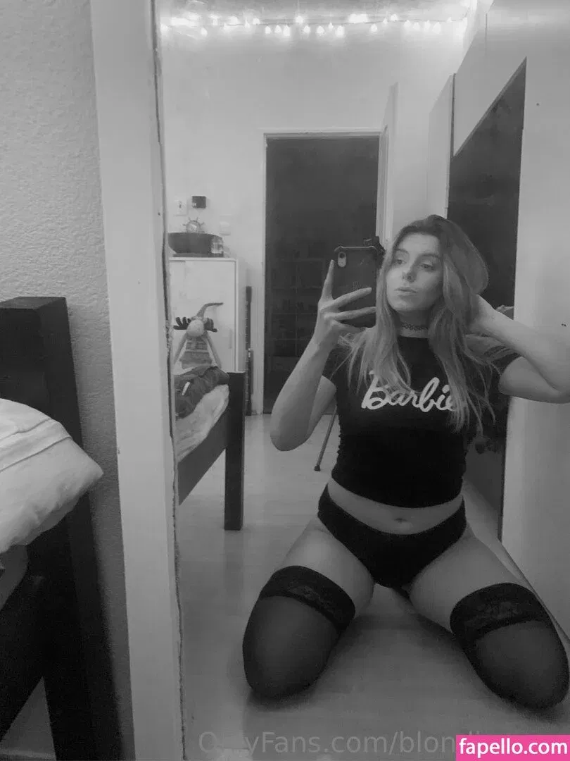 blondieasmr Onlyfans Photo Gallery 