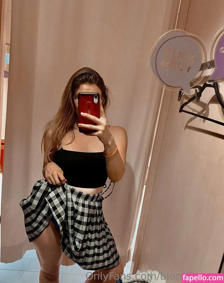 blondieasmr Onlyfans Photo Gallery 