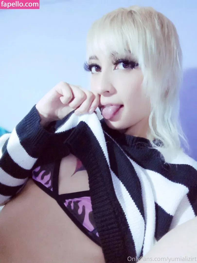 yumializirt Onlyfans Photo Gallery 