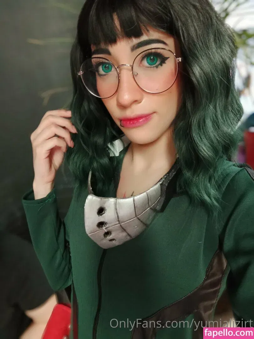 yumializirt Onlyfans Photo Gallery 