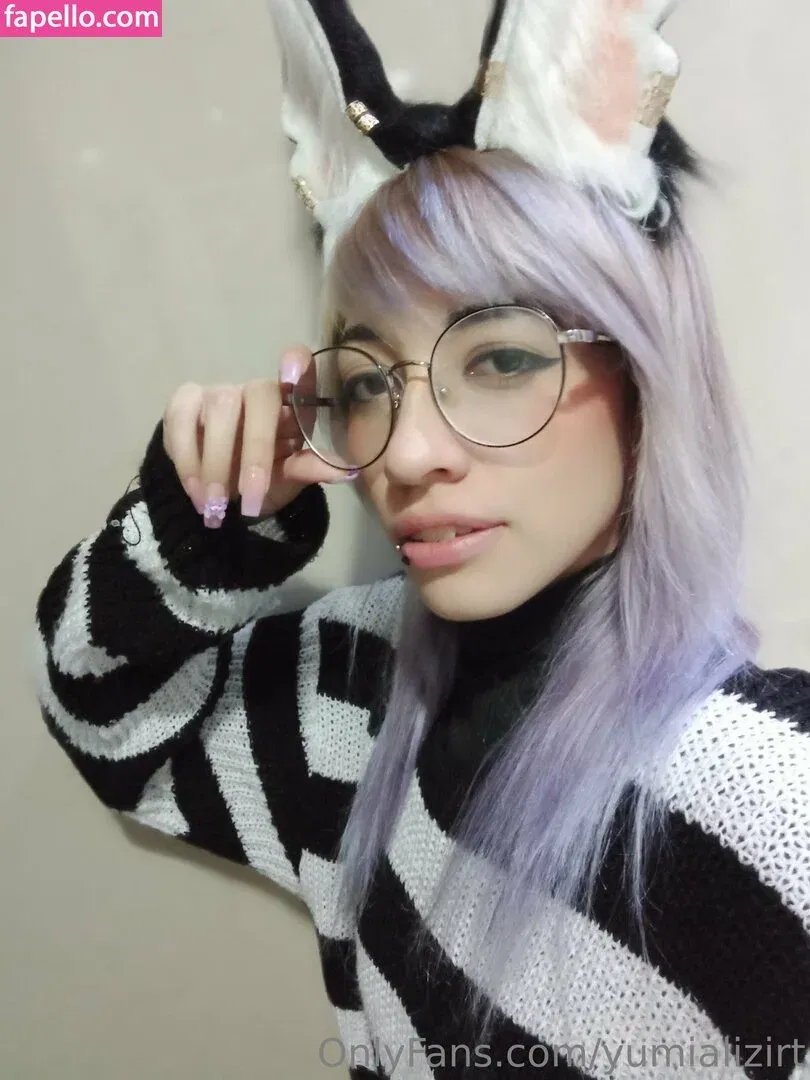 yumializirt Onlyfans Photo Gallery 