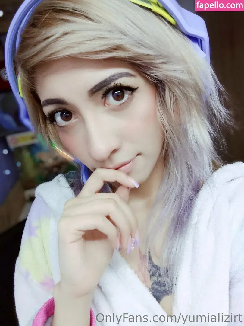 yumializirt Onlyfans Photo Gallery 