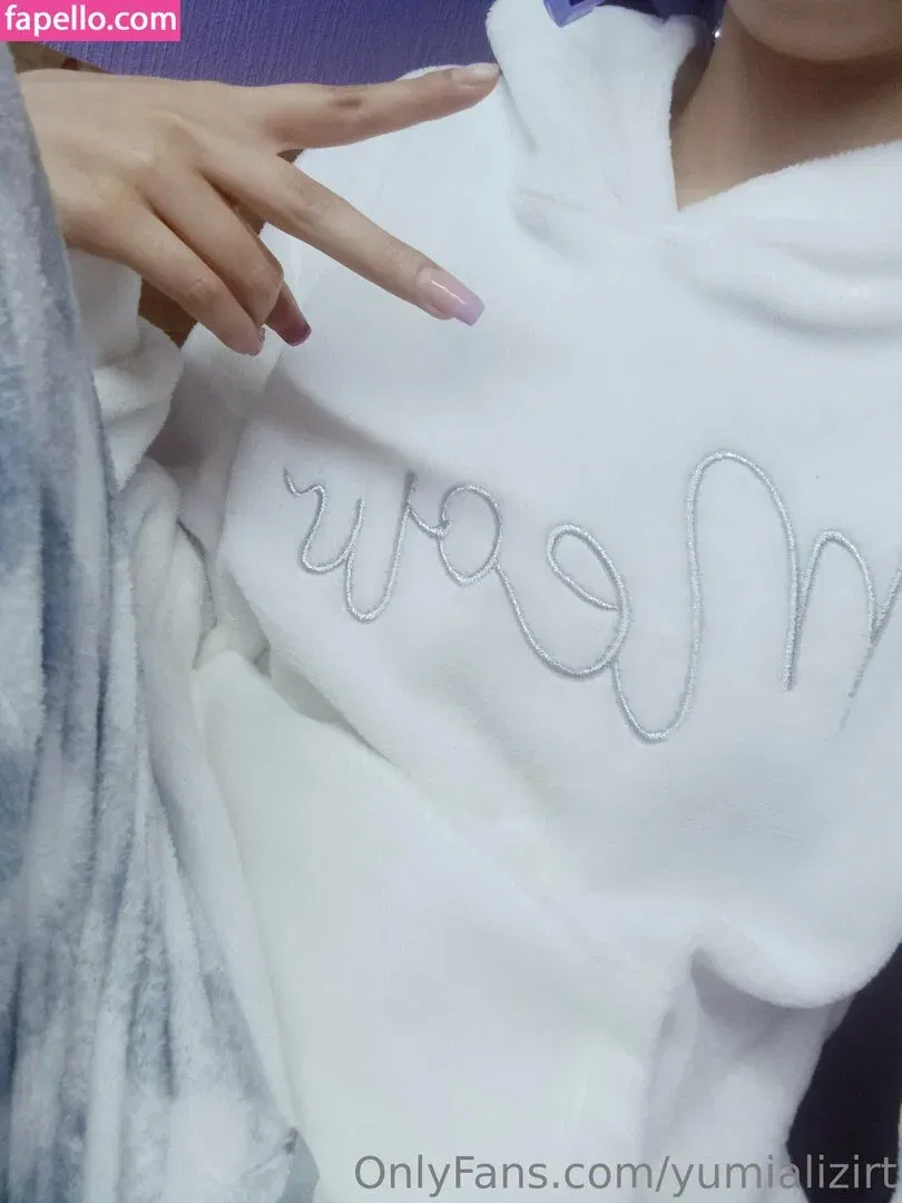 yumializirt Onlyfans Photo Gallery 