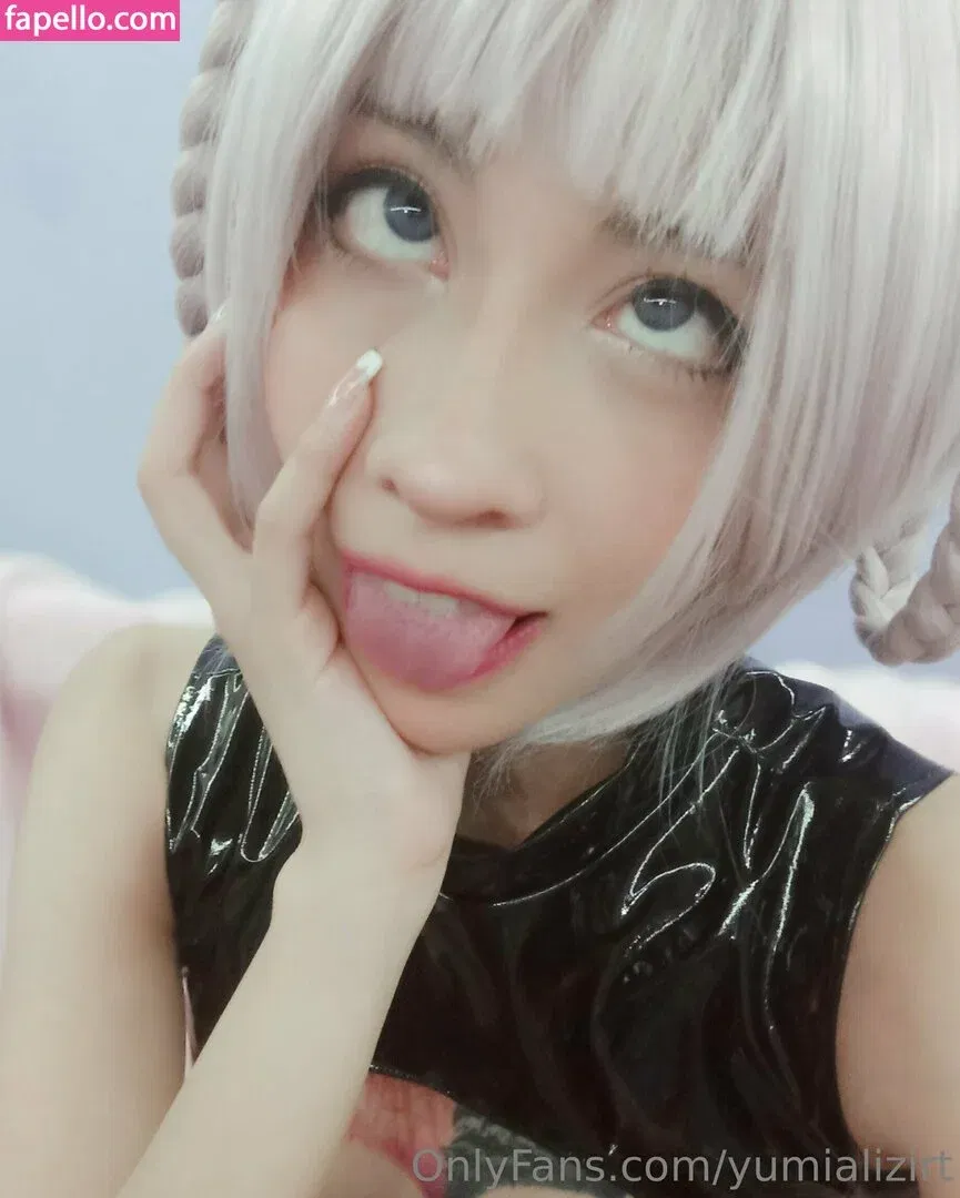 yumializirt Onlyfans Photo Gallery 