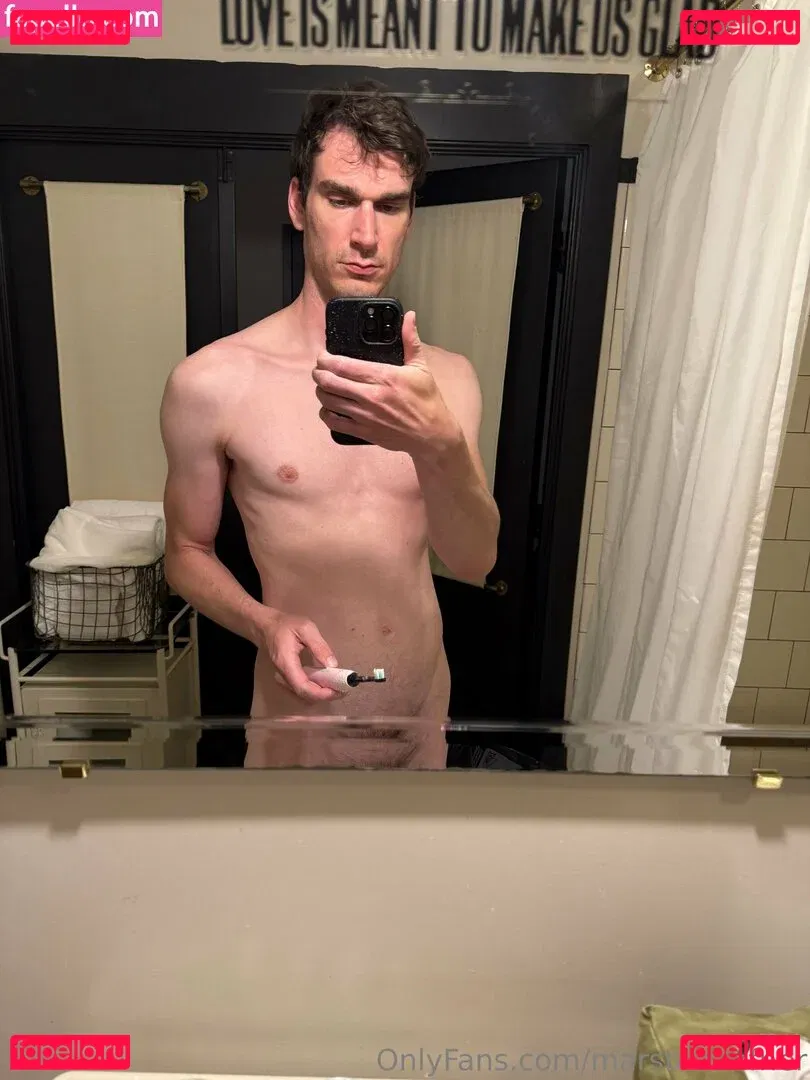 marstonhefner Onlyfans Photo Gallery 