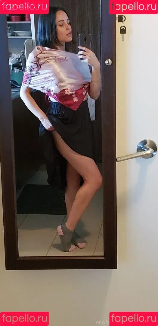 Katherine Ramdeen Onlyfans Photo Gallery 