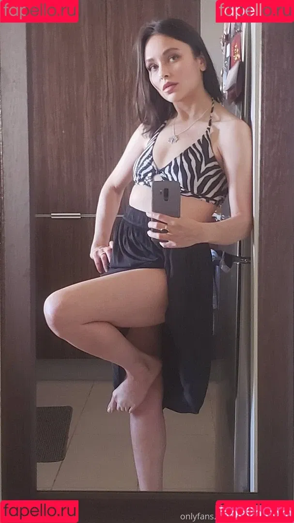 Katherine Ramdeen Onlyfans Photo Gallery 