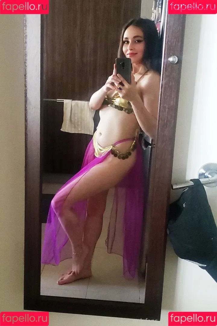 Katherine Ramdeen Onlyfans Photo Gallery 
