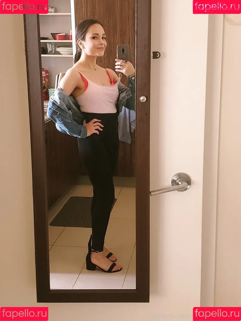 Katherine Ramdeen Onlyfans Photo Gallery 