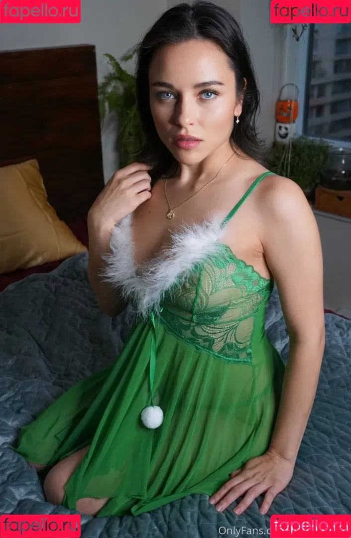 Katherine Ramdeen Onlyfans Photo Gallery 