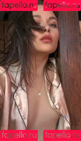 Katherine Ramdeen Onlyfans Photo Gallery 