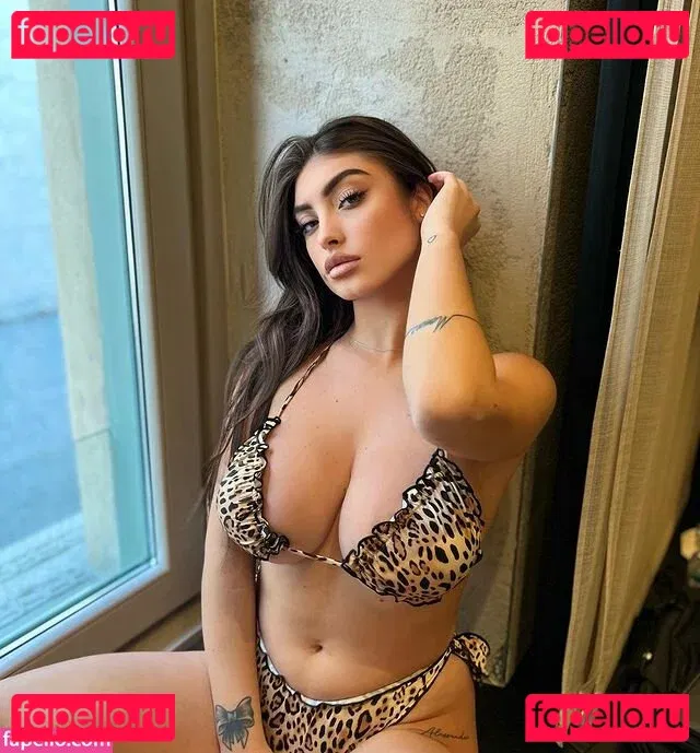Rita Esposito Onlyfans Photo Gallery 