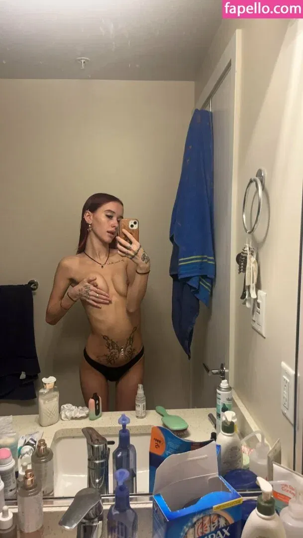 keeraleigh Onlyfans Photo Gallery 