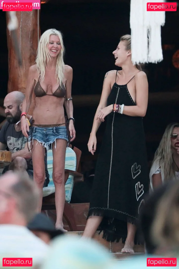 Tara Reid Onlyfans Photo Gallery 