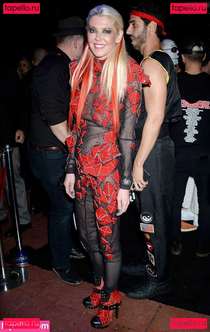 Tara Reid Onlyfans Photo Gallery 