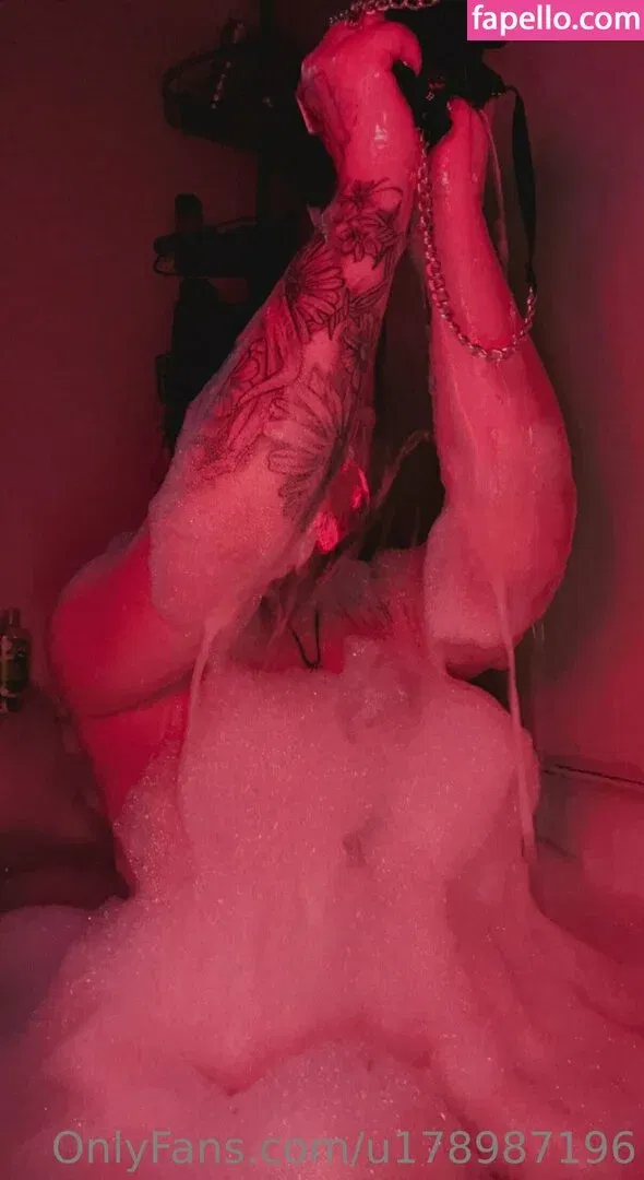 u178987196 Onlyfans Photo Gallery 